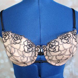 VICTORIAS SECRET Sexy Sheer Lace Plunge Bra 34D Tan w/ Black Floral Embroidery